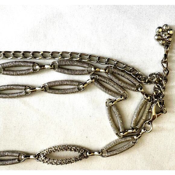 Chain belt 40 inches adjustable.  Silver color. - Picture 2 of 6
